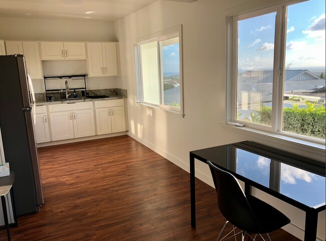 Building Photo - 98-1404 Akaaka St