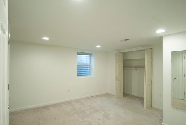 Building Photo - 1346 S Street NW