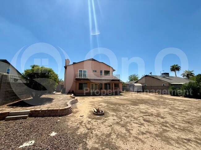 Building Photo - 7874 W Beryl Ave