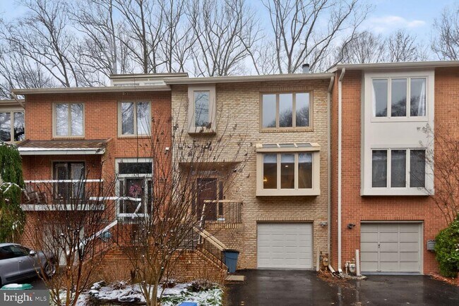 Building Photo - 10949 Whiterim Dr