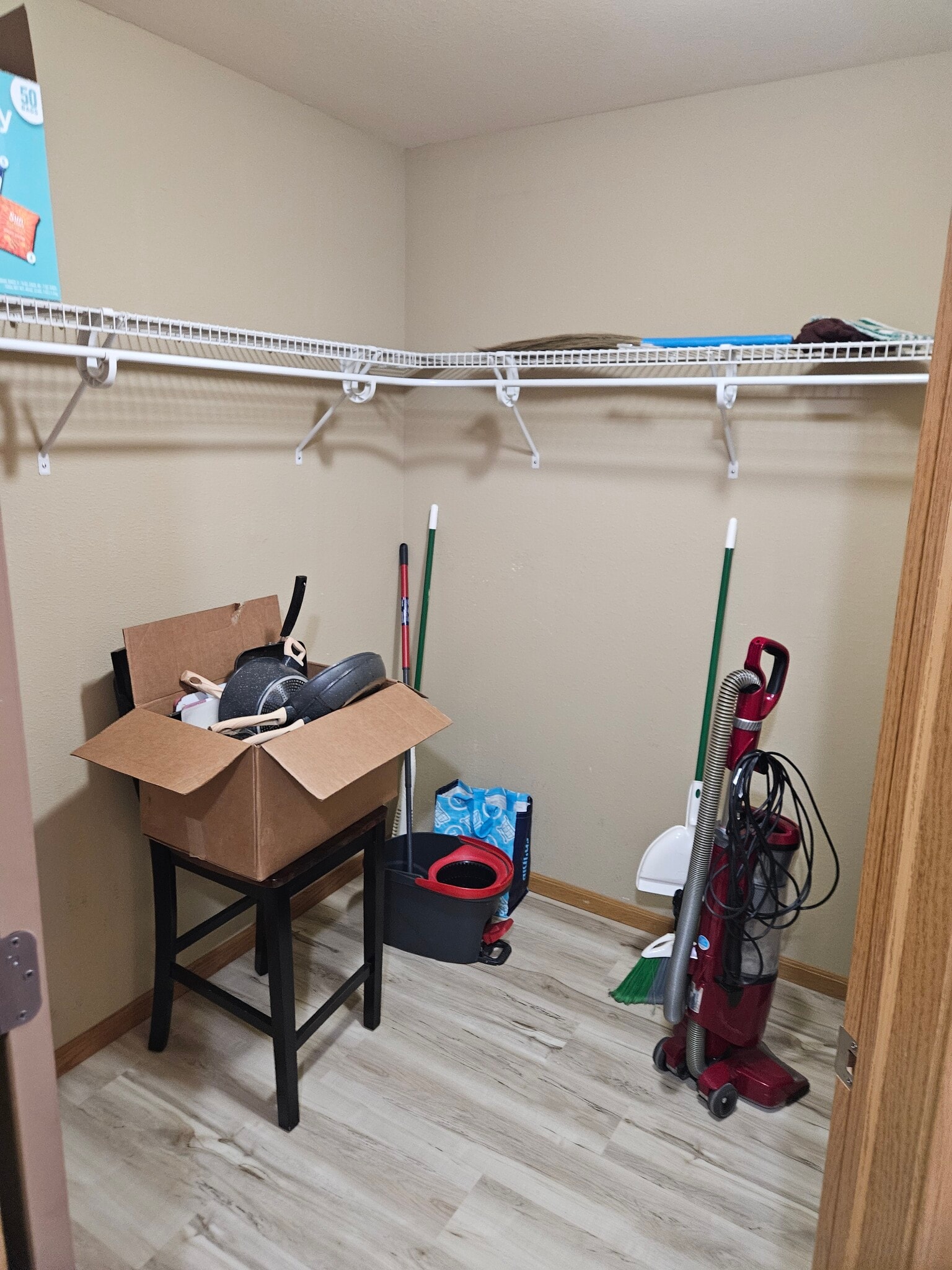 Storage room - 4984 Service Dr