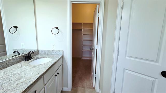 Building Photo - 5594 Linhurst Ct