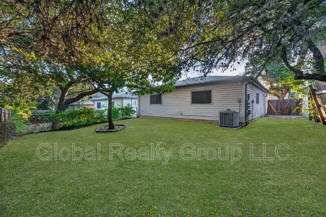 Building Photo - 12914 Ocean Glade
