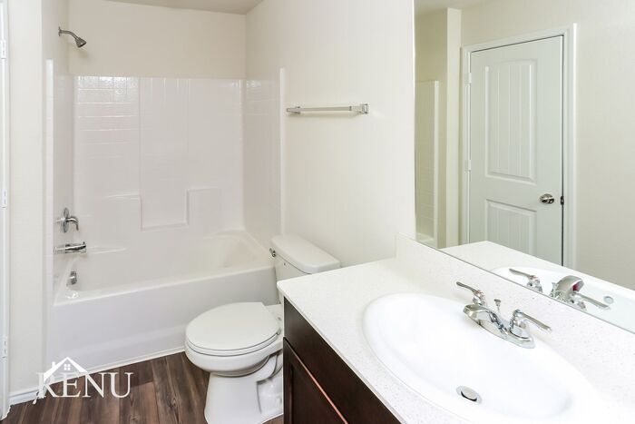 Building Photo - 4210 Cicada Ct