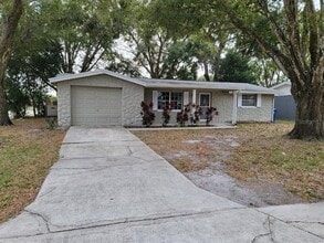 Building Photo - 7226 Magnolia Valley Dr