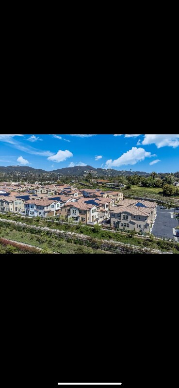 Building Photo - 1096 Delpy View Point