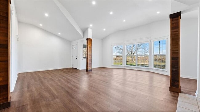 Building Photo - 5748 N Graham Rd