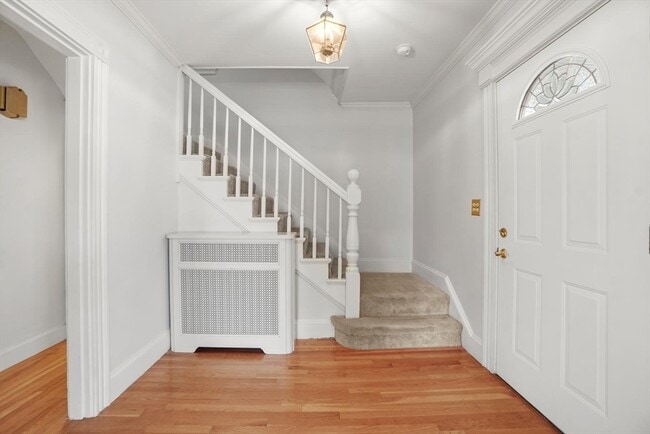 Building Photo - 20 Donizetti St