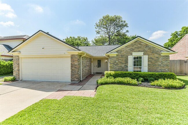 Building Photo - 10615 Prospect Hill Dr
