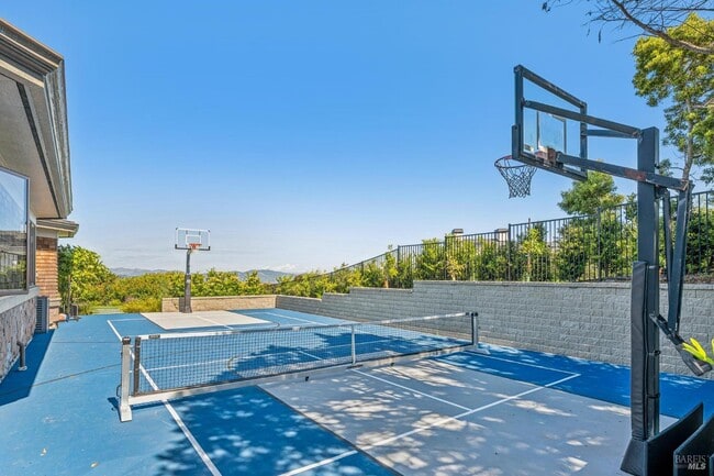 Building Photo - 138 Gilmartin Dr