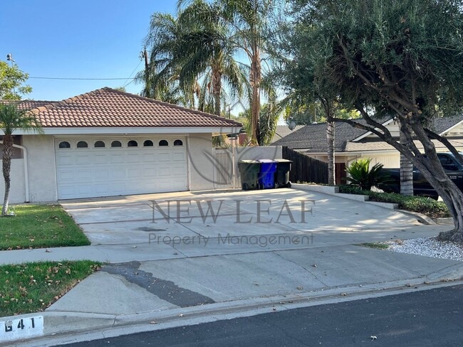 Building Photo - 22641 De Soto St