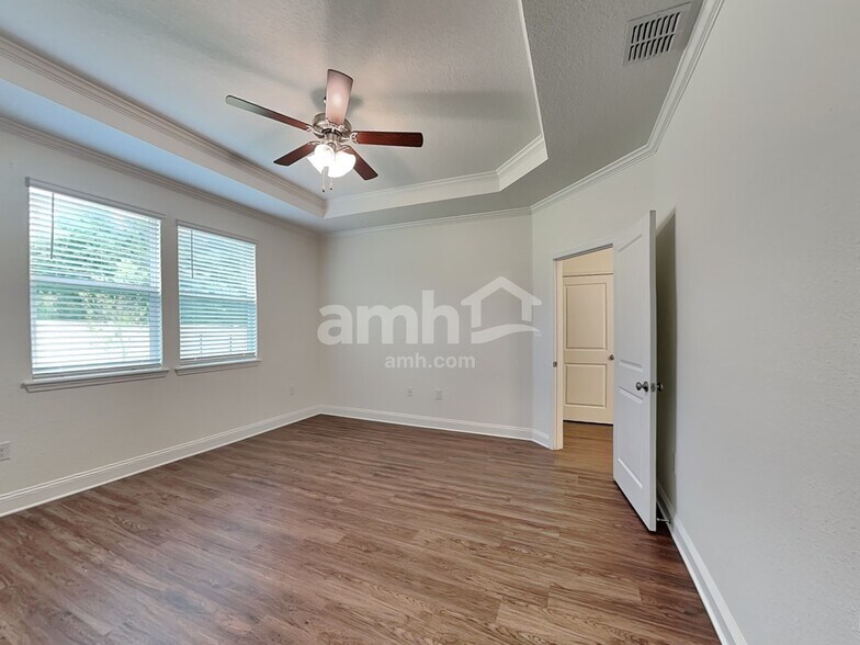 Building Photo - 2974 Hill Valley Ln
