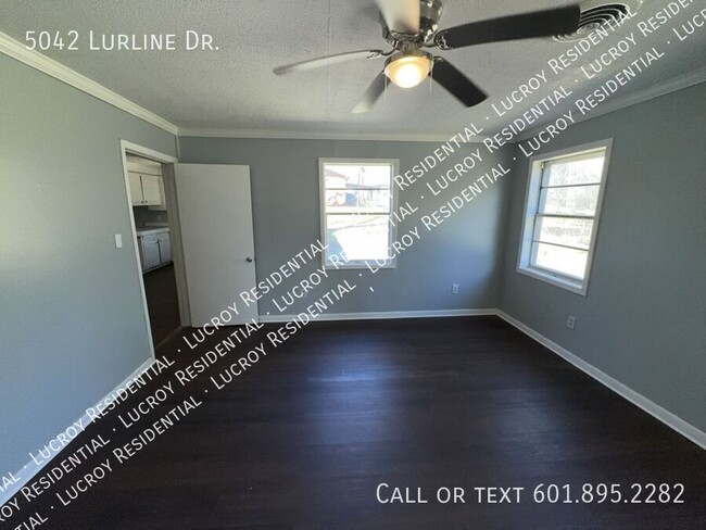 Building Photo - 5042 Lurline Dr