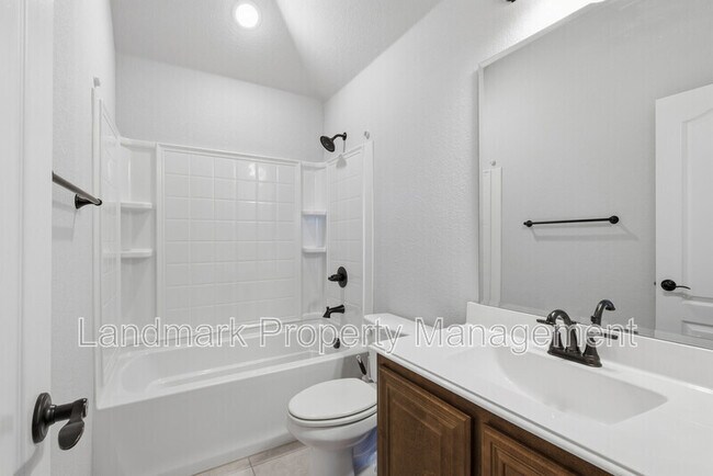 Building Photo - 310 Marigold Ct