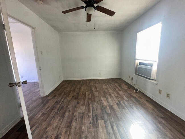 Building Photo - Passariello Management