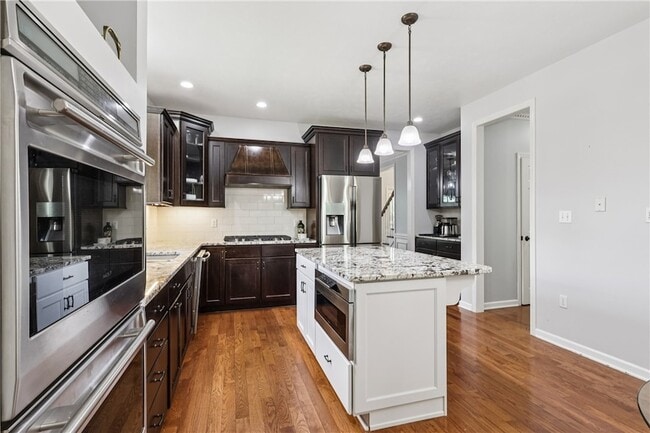 Building Photo - 403 Worth Ct