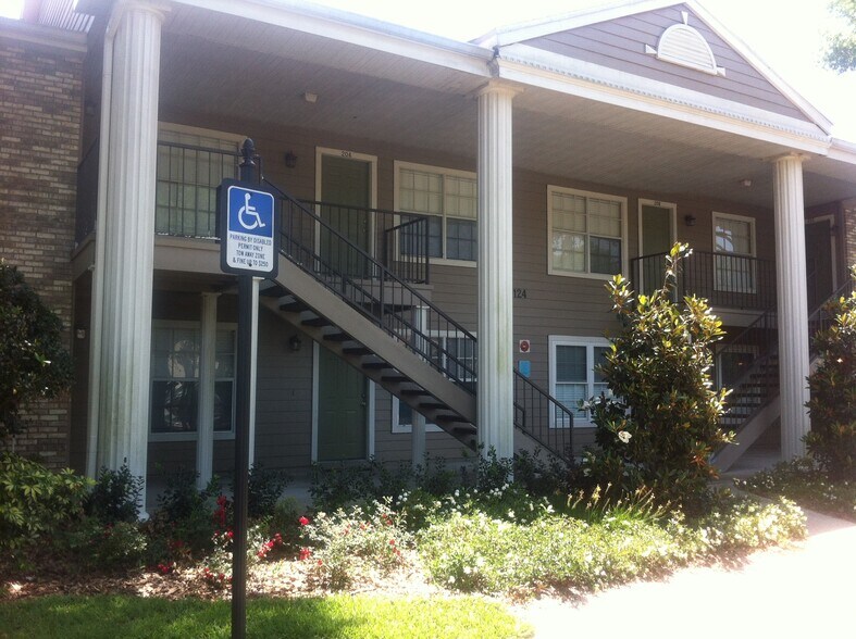Building 124 - 124 Reserve Cir