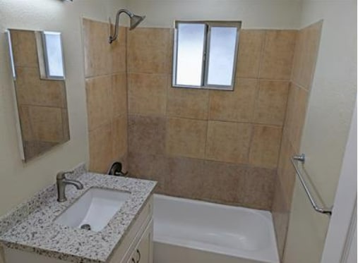 Building Photo - City Heights! RENOVATED 2-Bed, 1-Bath with  IN UNIT W/D