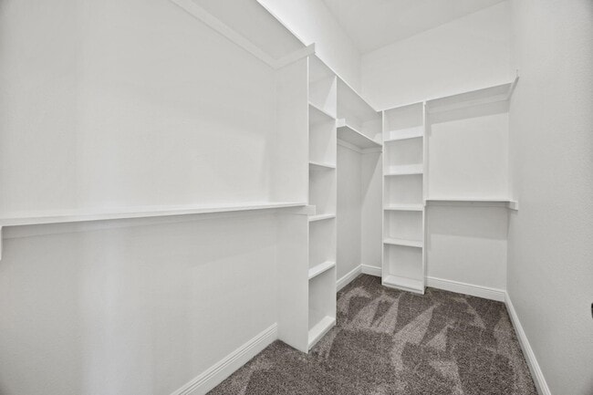Building Photo - 202 Dover Dr
