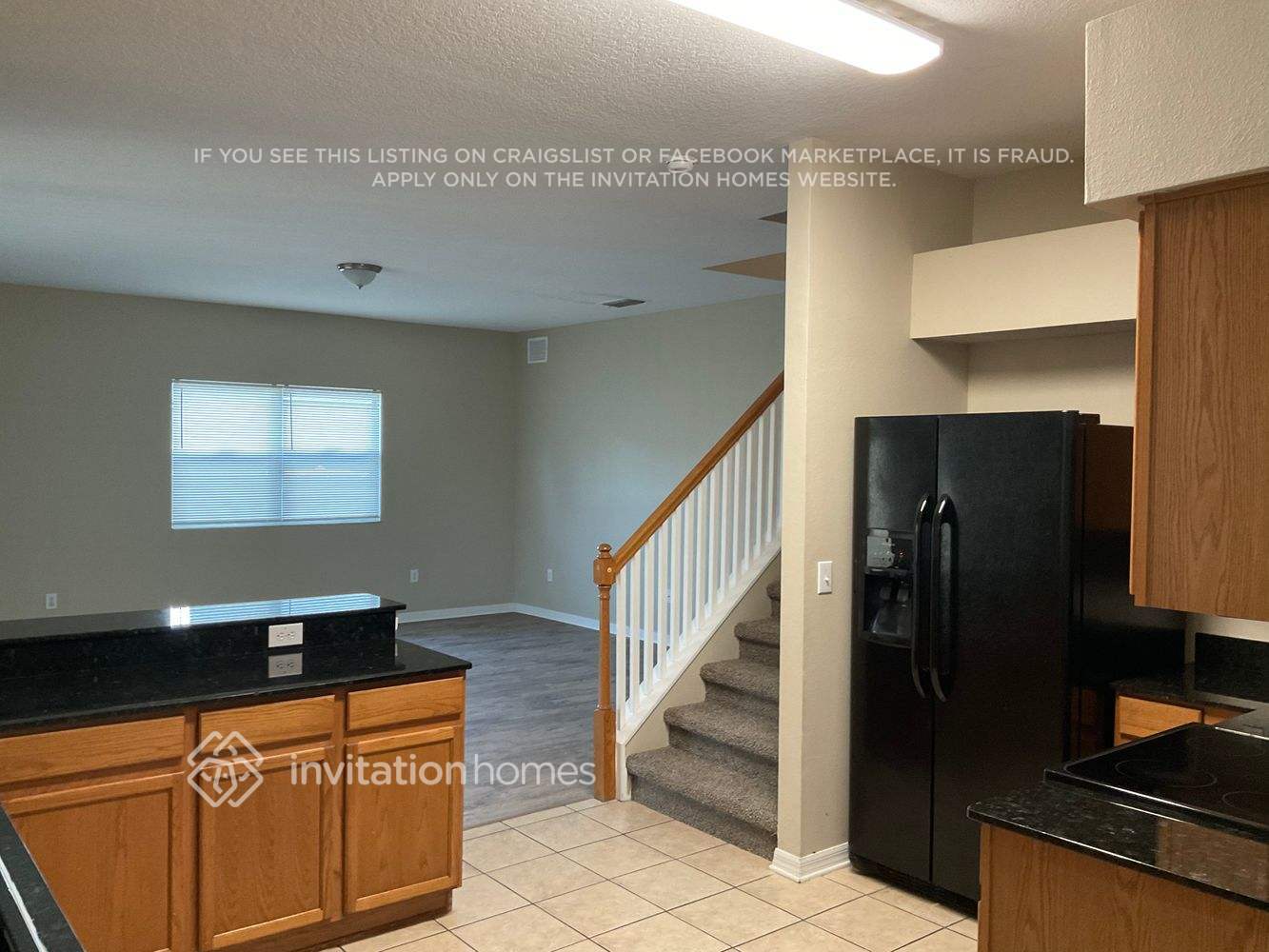 Building Photo - 2711 Queen Alberta Dr