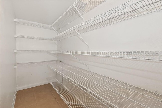 Building Photo - 20807 Echo Manor Dr