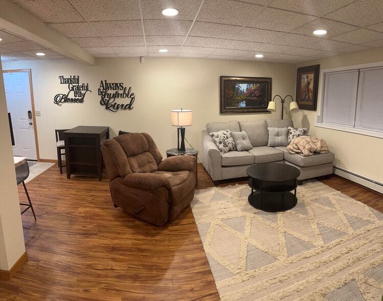 Building Photo - 2305 Ash Ave Nw