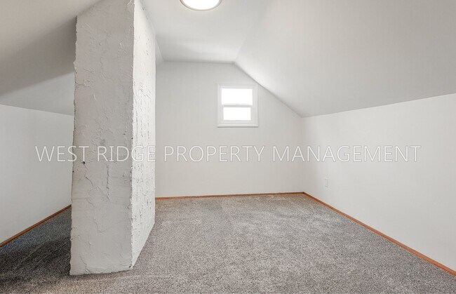 Building Photo - 11356 NE Glisan St