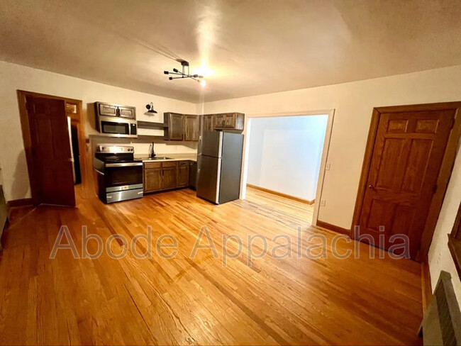 Primary Photo - 116 Cumberland Ct