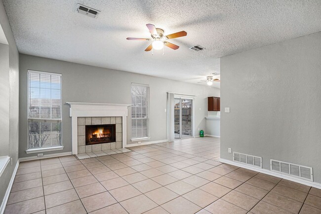 Building Photo - Classic in McKinney