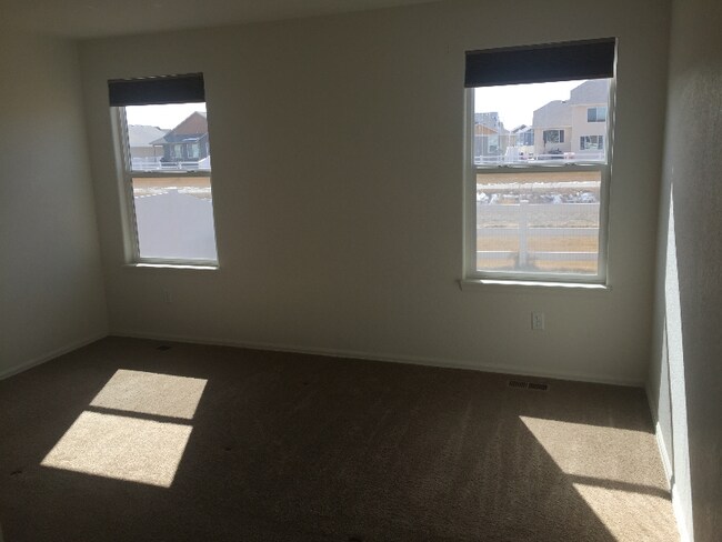 Building Photo - 805 Lakebrook Ct