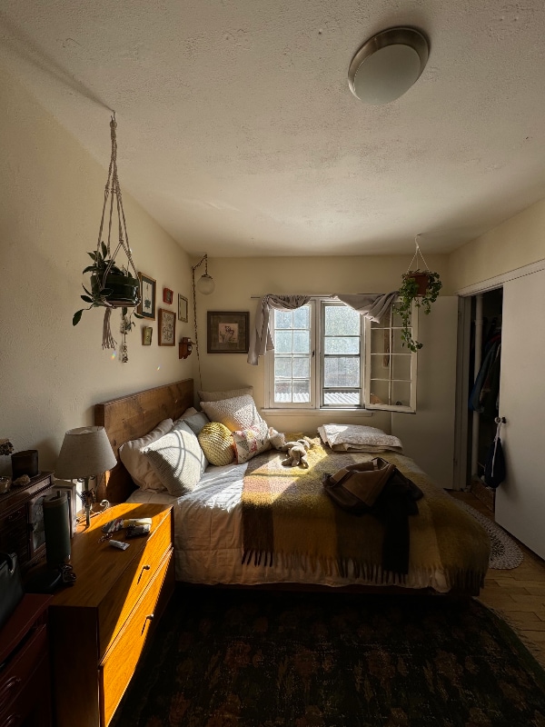 Building Photo - 3142 8th St