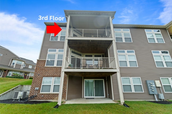 Building Photo - 7555 Devonshire Dr