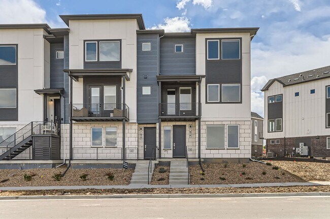 Primary Photo - Brand New Build Three-Story Townhome in Er...