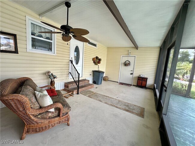 Building Photo - 3165 Bunny Run Dr