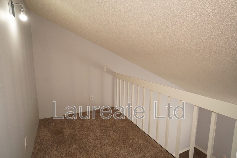 Building Photo - 3662 S Granby Way