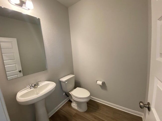 Building Photo - 2243 Oscar Eli Pl