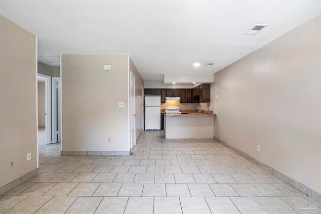 Building Photo - 6366 W Fairfield Dr