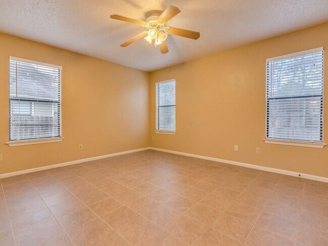 Building Photo - 9204 Sedgemoor Trail