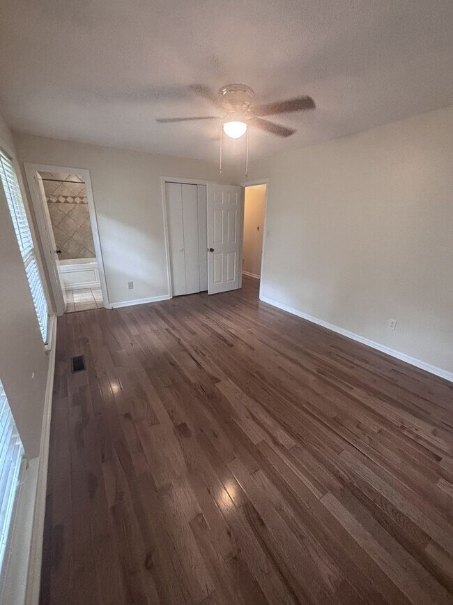 Building Photo - 1451 Arrowhead Trail