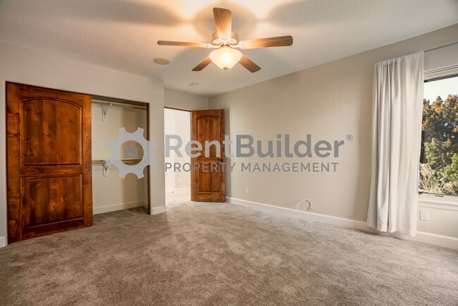 Building Photo - CALL US TODAY AT (505) 892-4400 TO SCHEDUL...