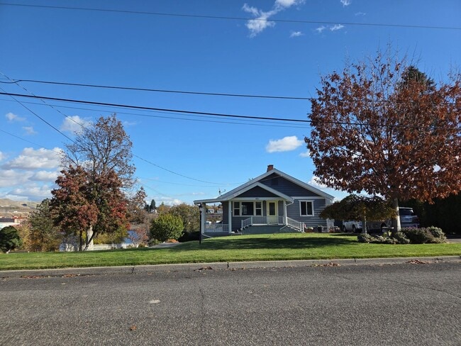 Building Photo - Peterson, D - Unit A