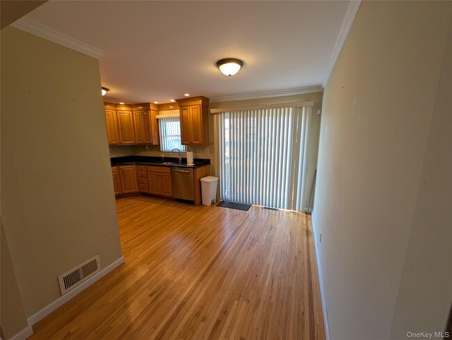 Building Photo - 23 Colonial Dr
