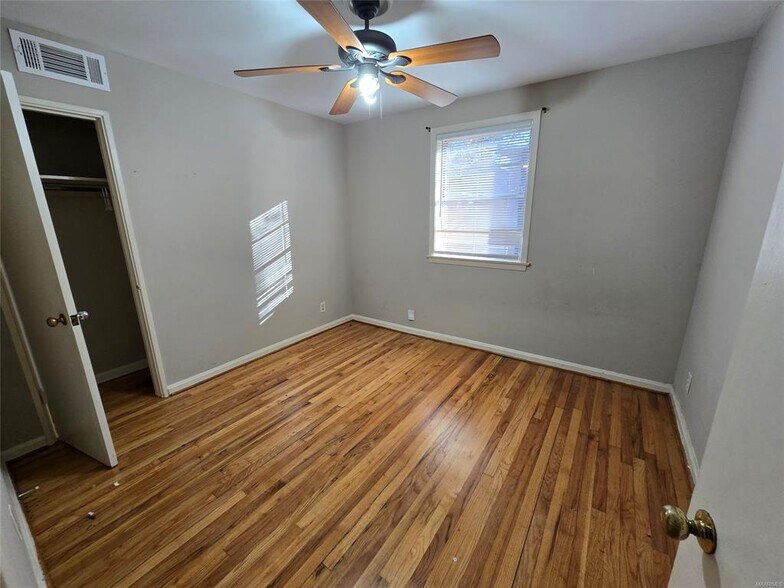 Building Photo - 3444 Audubon Rd