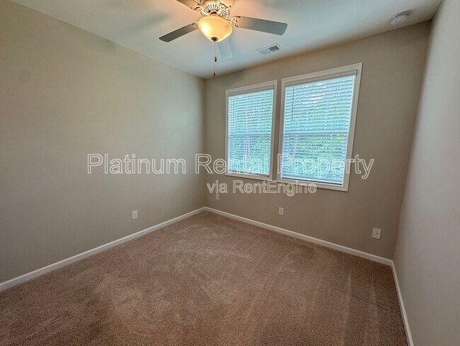 Building Photo - 707 Topsail Ln