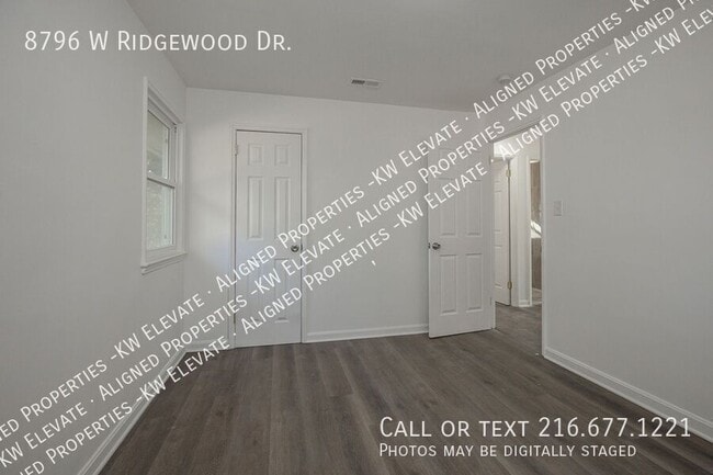 Building Photo - 8796 W Ridgewood Dr