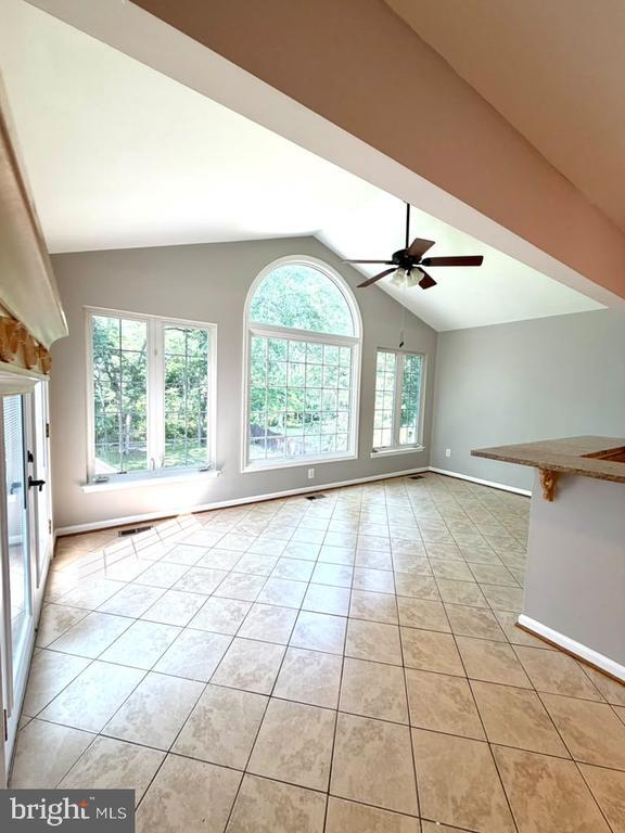 Building Photo - 43416 Sperrin Ct