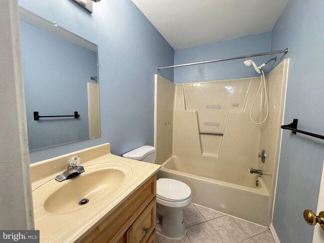 Building Photo - 10608 Holleybrooke Dr