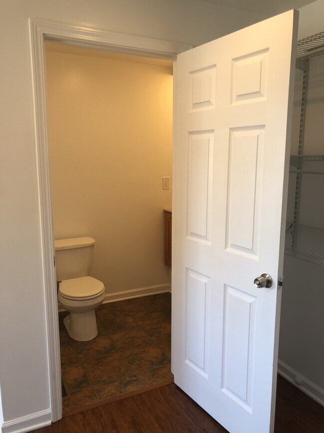 Building Photo - *****Gorgeous Lawrenceville 3-Bed / 1.5 Bath available FOR RENT   July 1st!!******