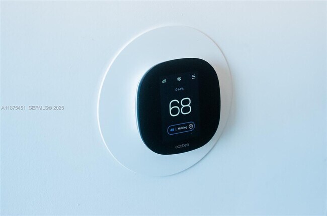 Building Photo - 398 NE 5th St