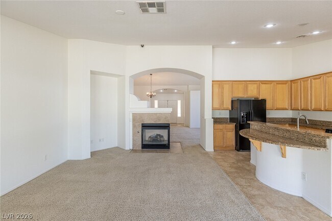 Building Photo - 718 Tiffany Bend St